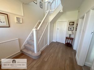 Entrance Hallway- click for photo gallery